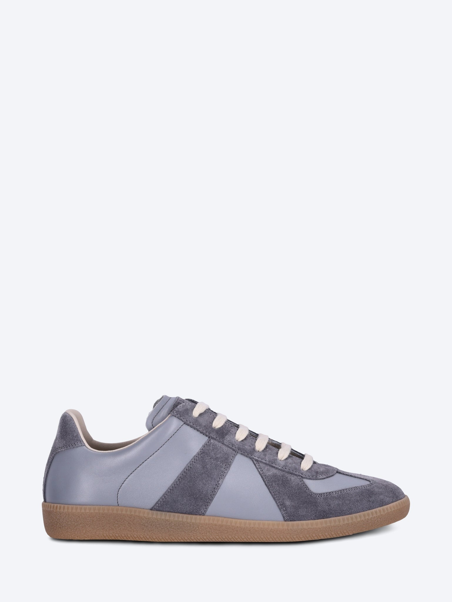 Replica sneakers 1