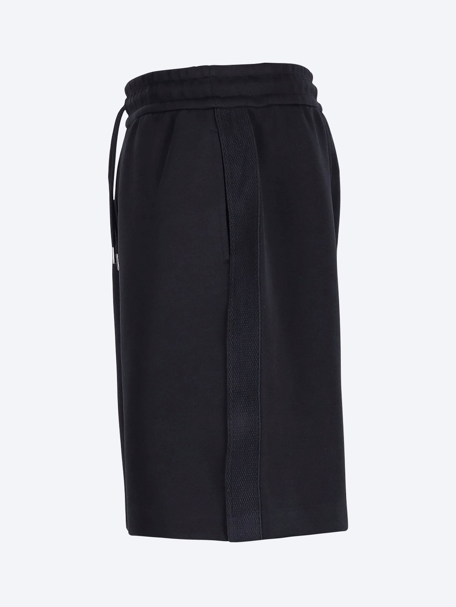 Reserve momento shorts 2