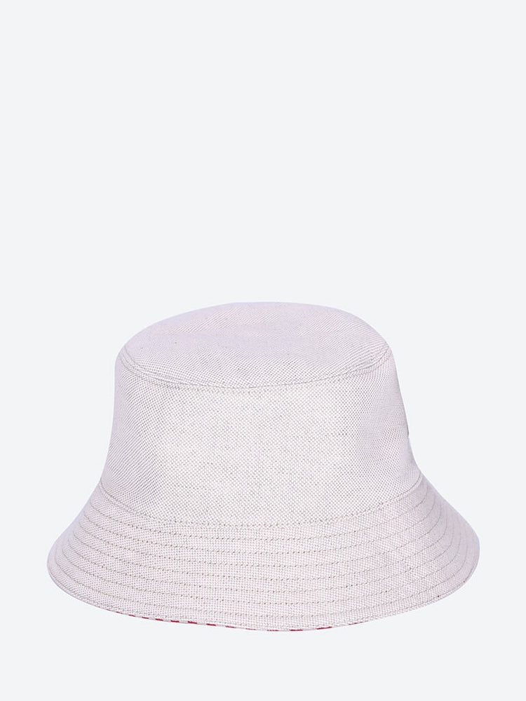 Reversible hat with pouch 4