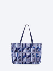 Rouler un grand sac fourre-tout en jean ref: