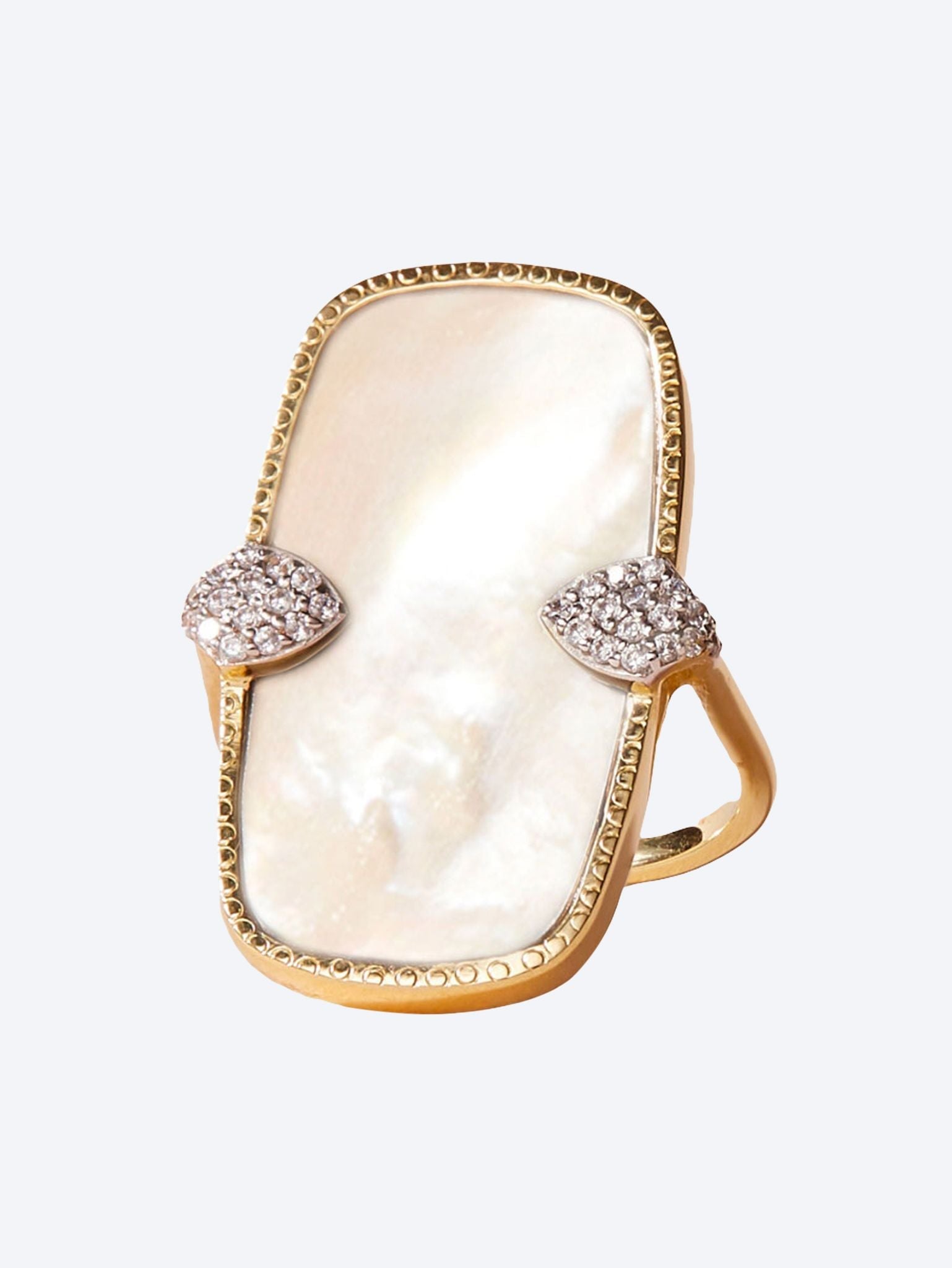 Sangha-Ring-Perlmutt-Mopp 1