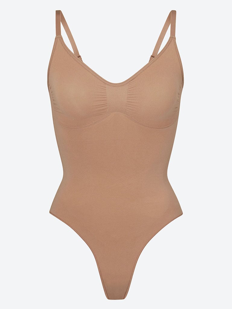 Nahtlos geformter Tanga-Body 1