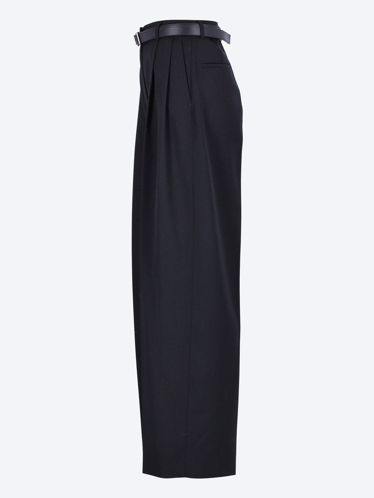 Pantalon de gabardine en laine tranchante 2