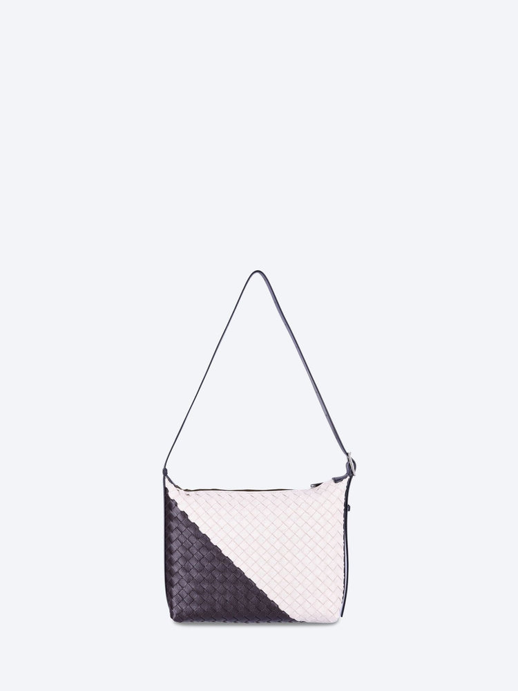 Small traveler 1