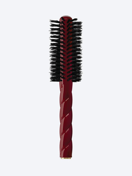 The brushing brush cherry