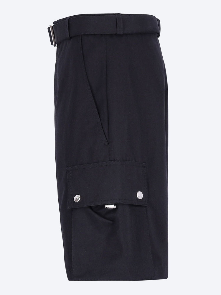 The cargo bermuda shorts 2