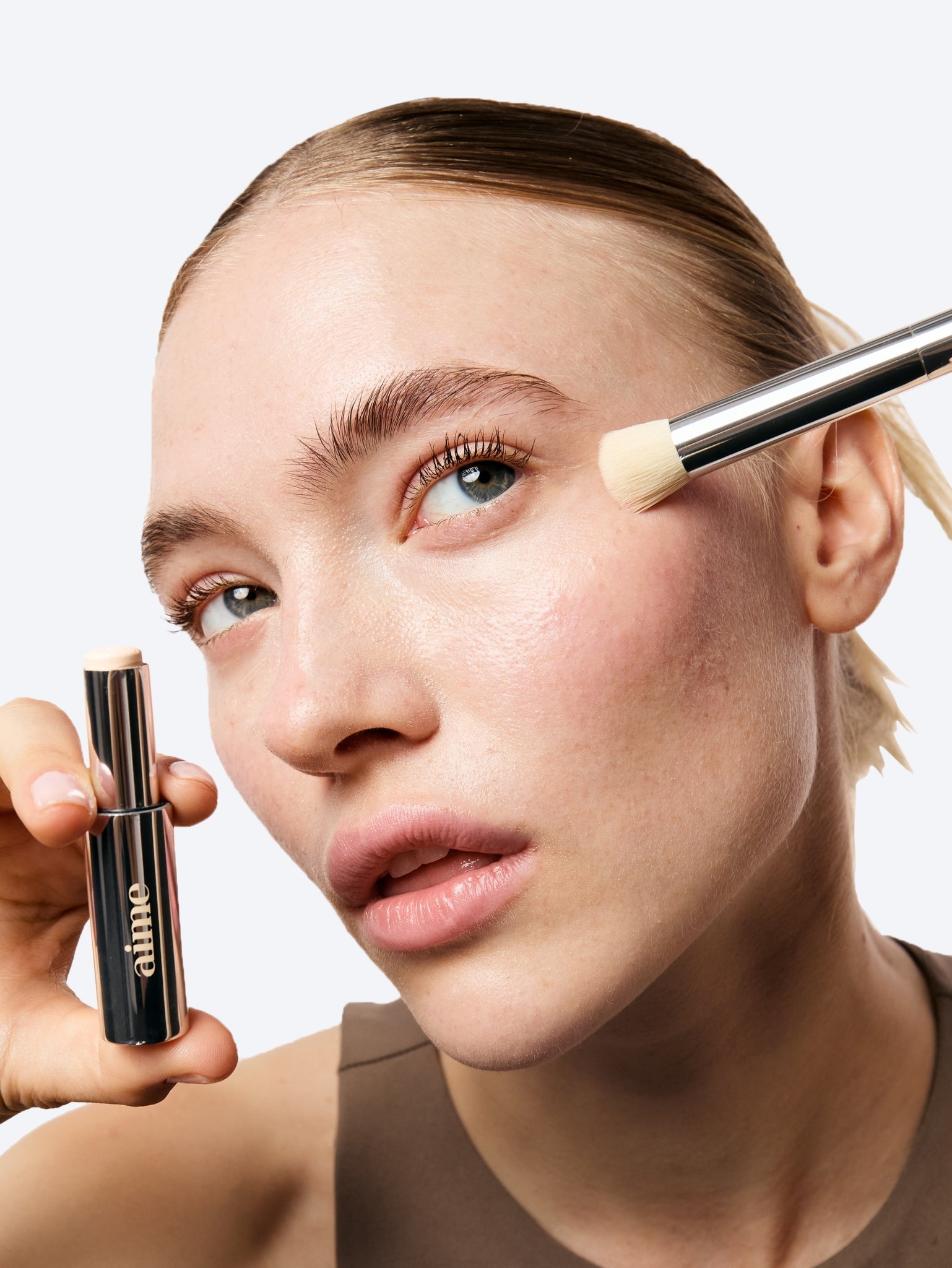 The complexion stick 1c 3