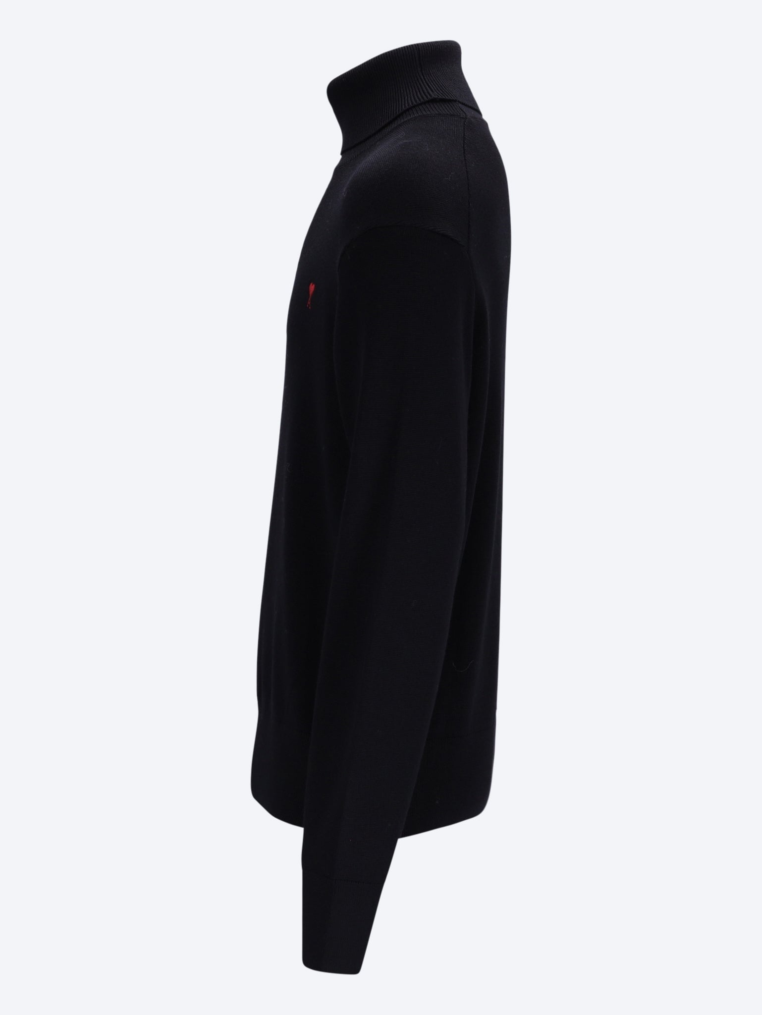 Turtle neck sweater with ami de coeur 2