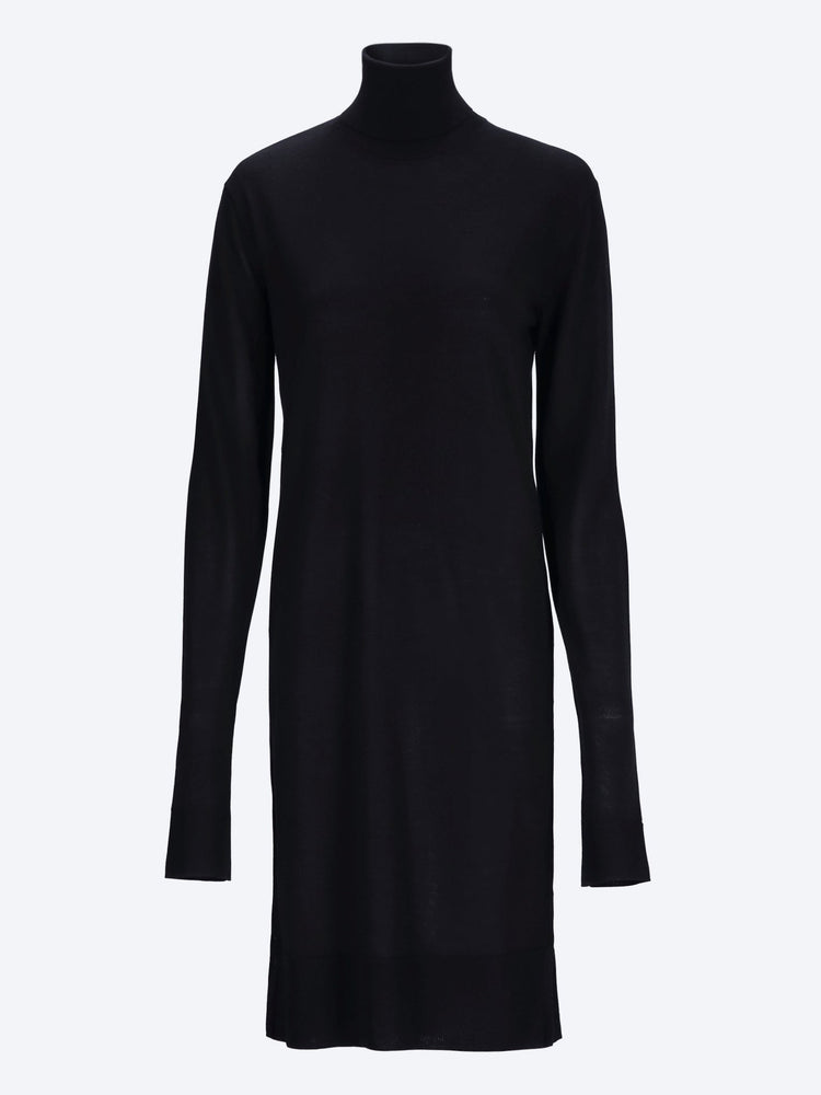 Robe en laine à col roulé 1