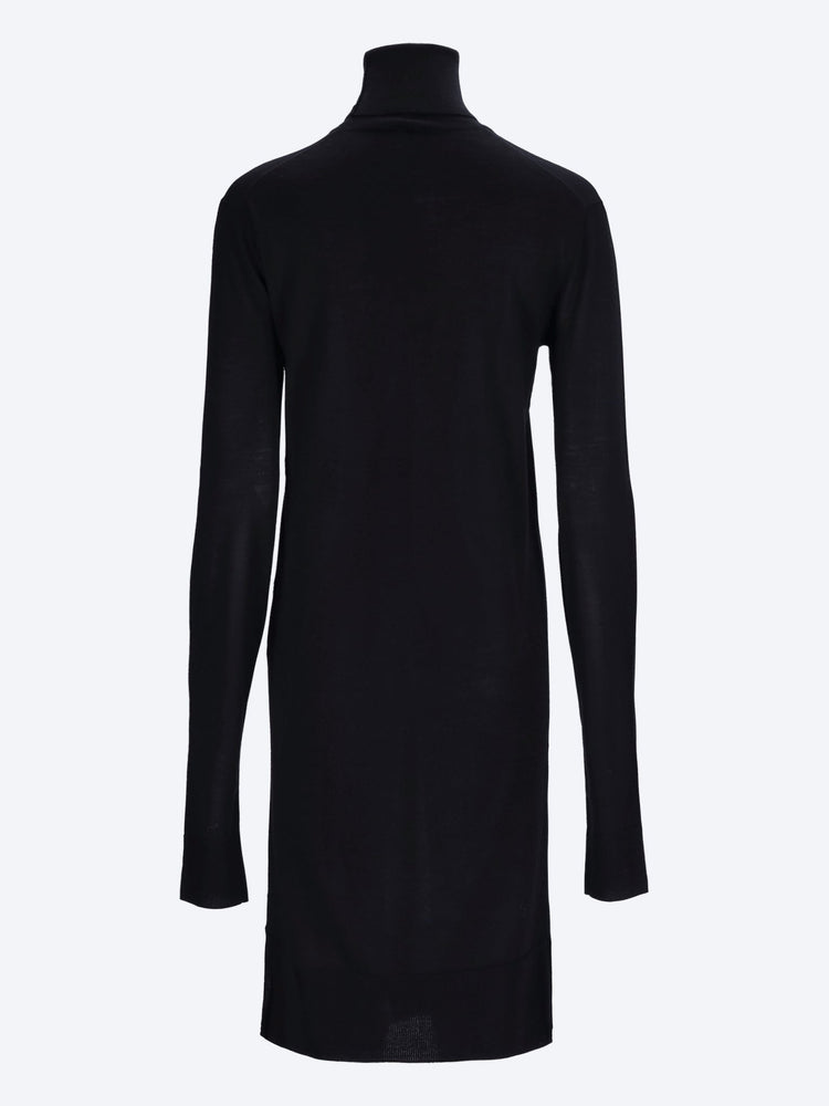 Robe en laine à col roulé 3