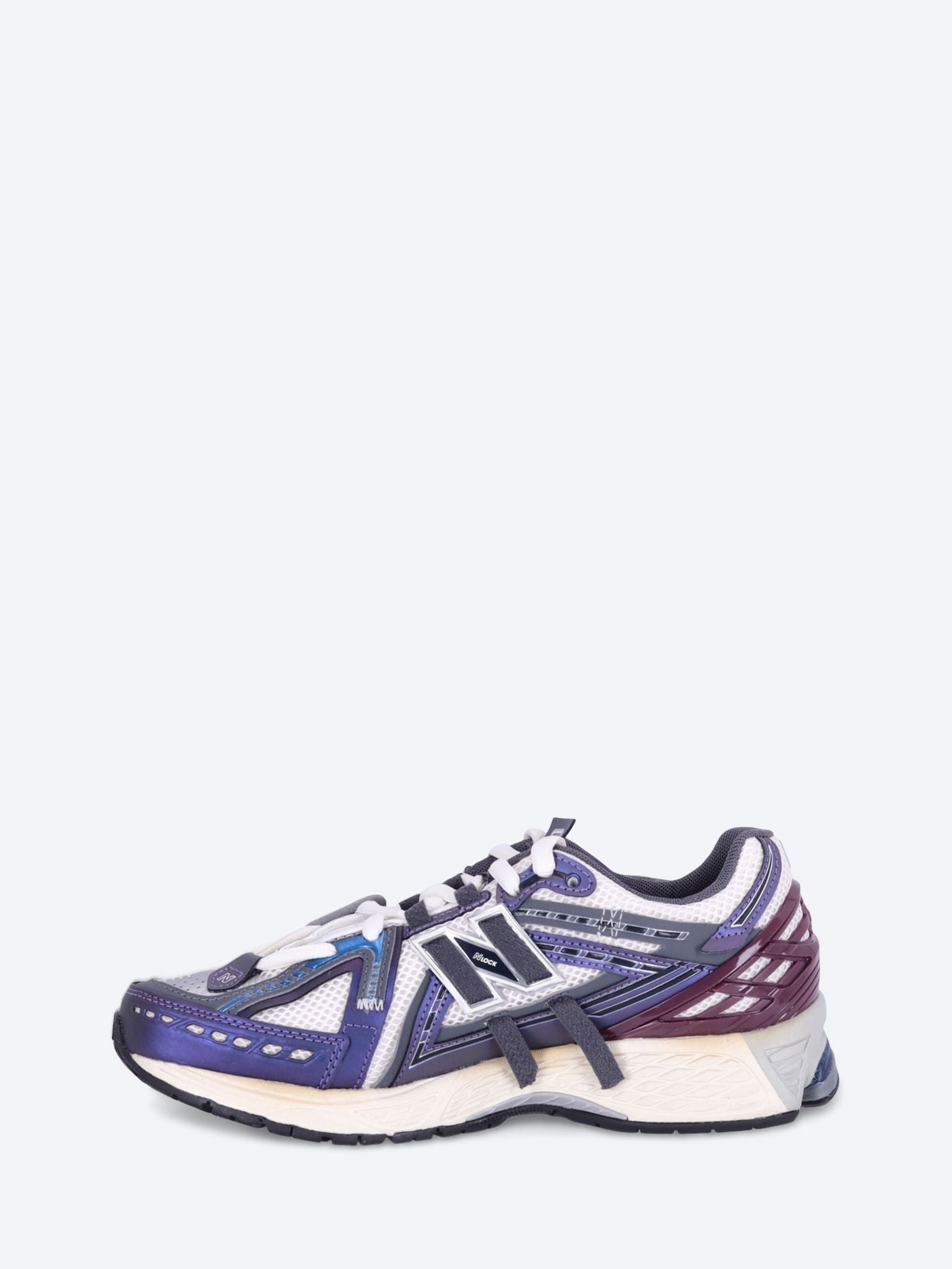 U1906anb sneakers 4