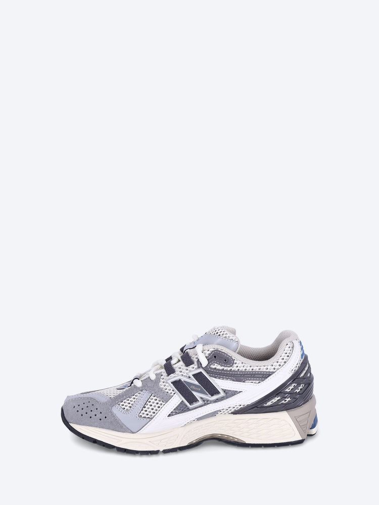 U1906na sneakers 4