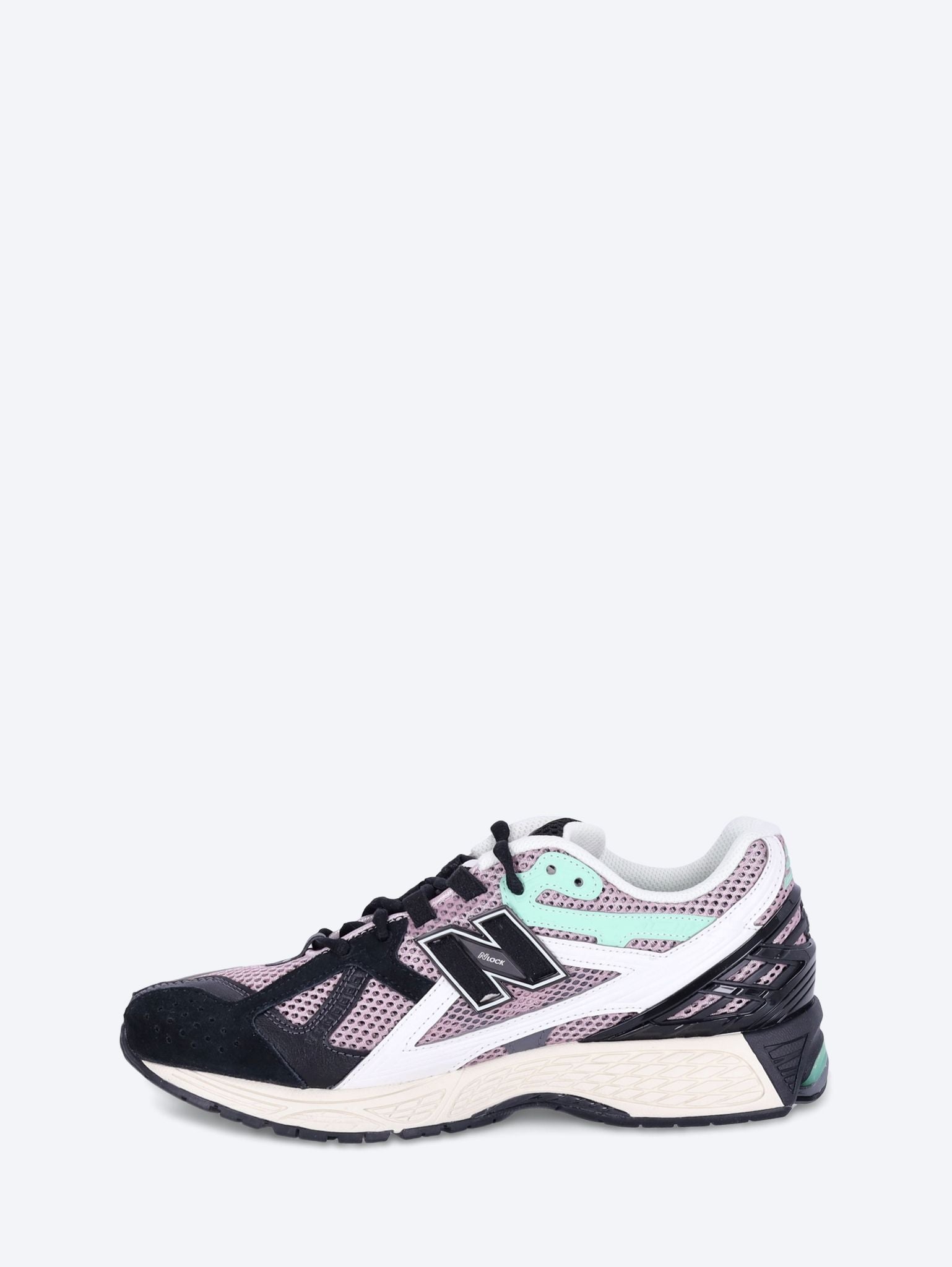 U1906nb sneakers 4