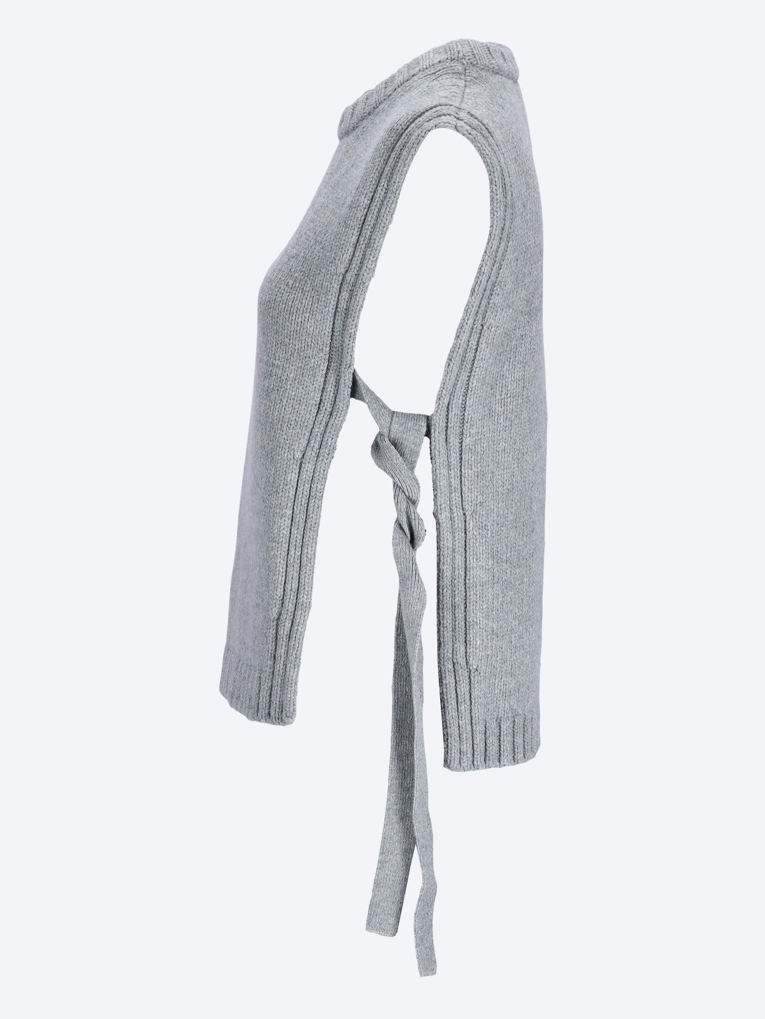 Uzel sleeveless sweater 2