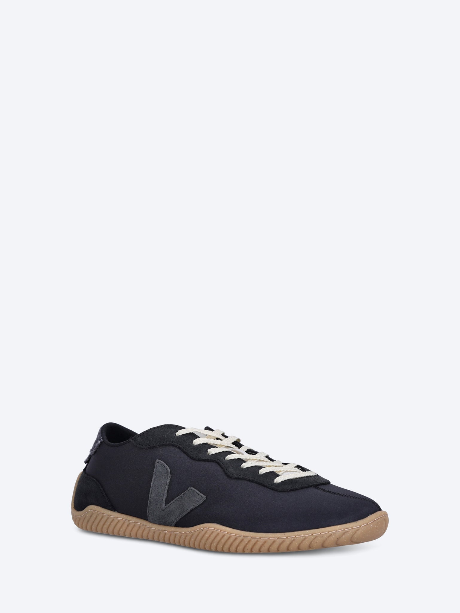 Veja x baserange jitsu sneakers 2