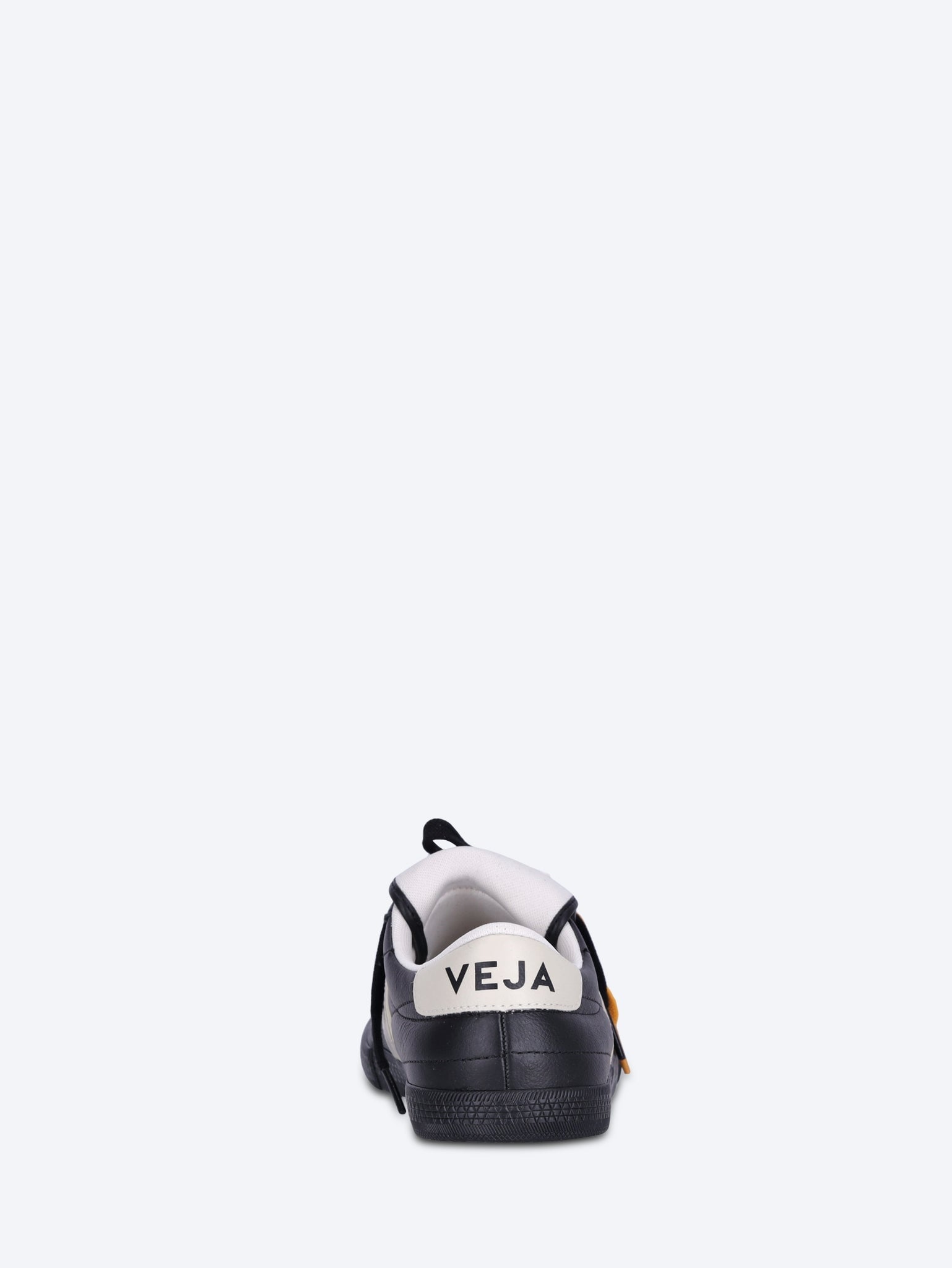 Veja x magliano panenka sneakers 5
