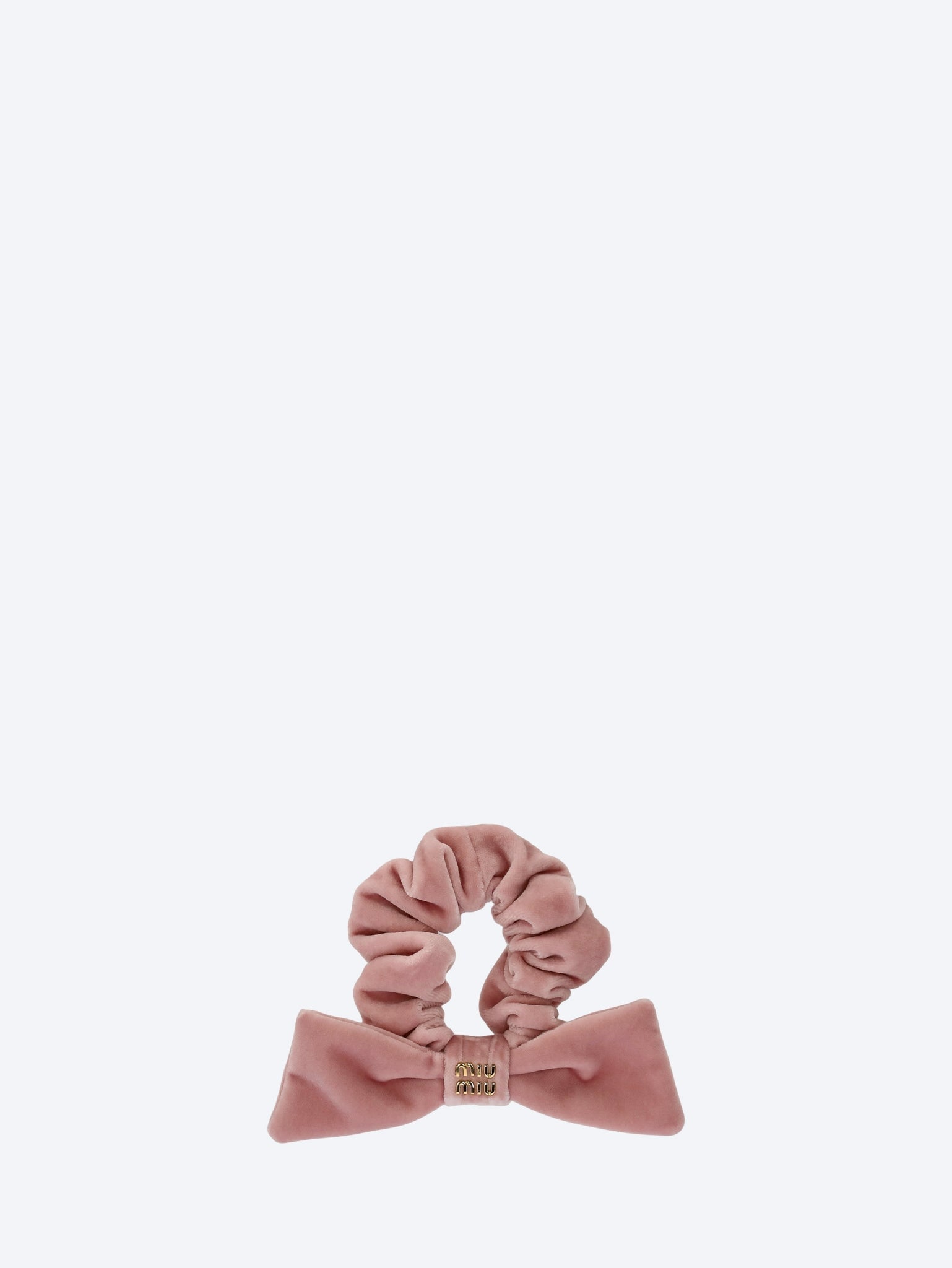 Velvet scrunchie 1
