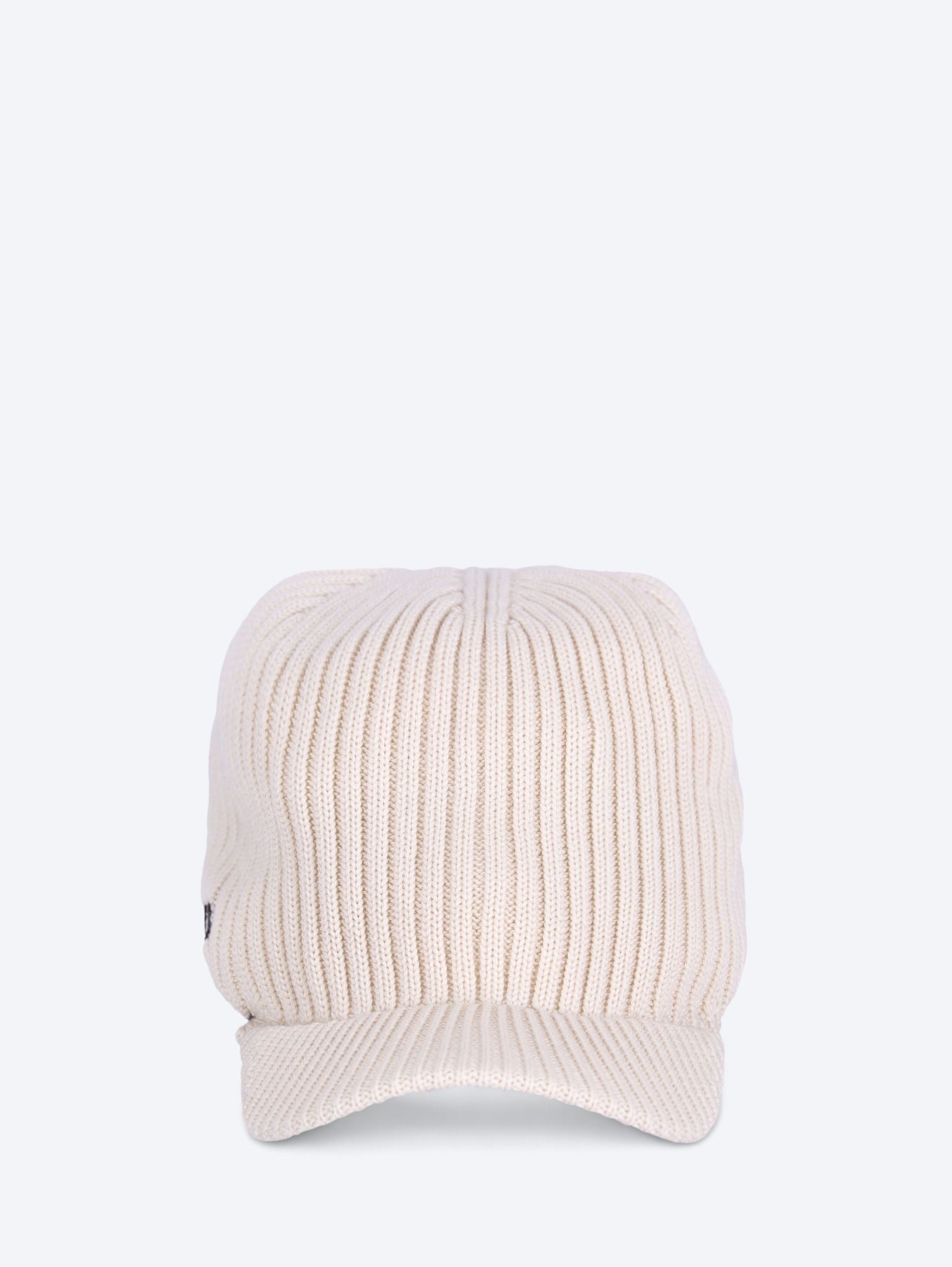 Wb y3 beanie ca 1