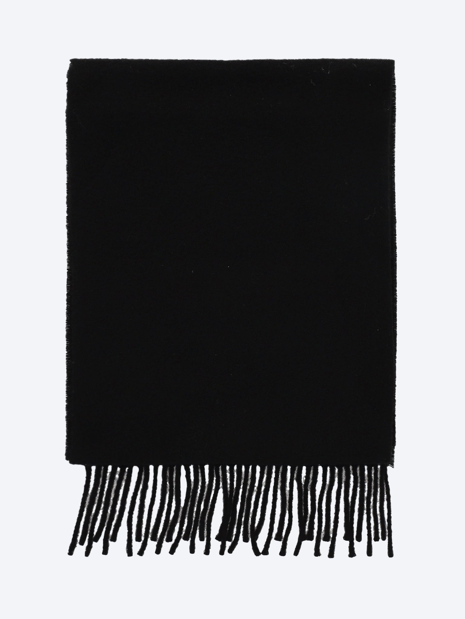 Wool scarf with red ami de coeur embroidery 2