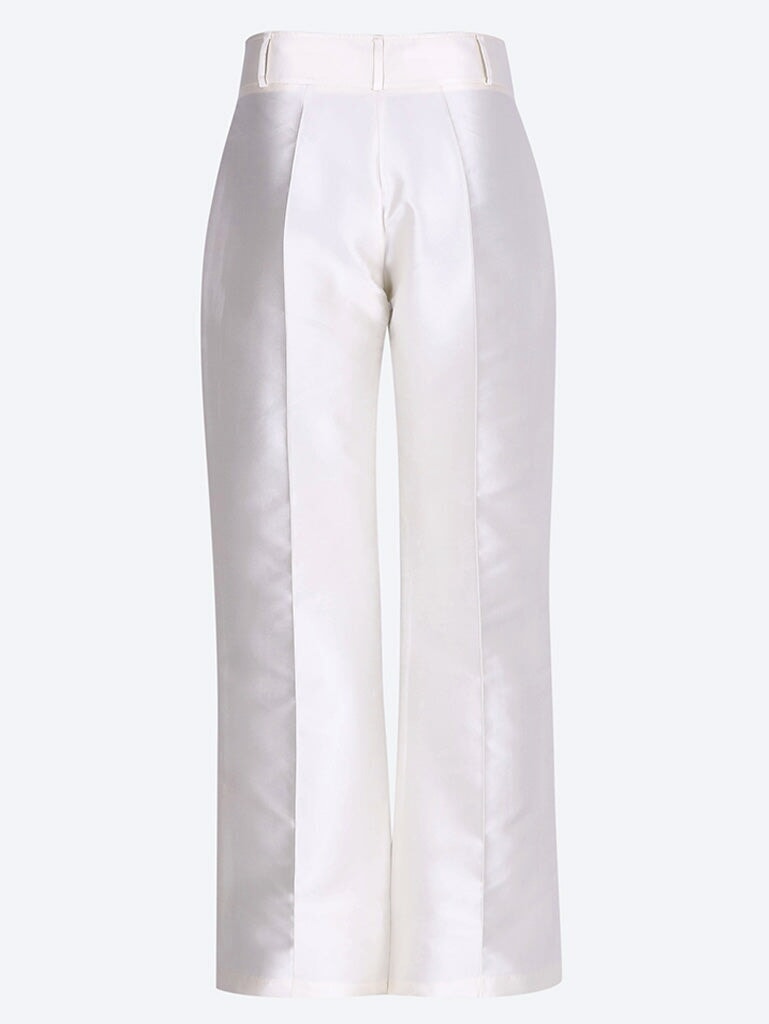 Yoshitomo elegante Hose 3