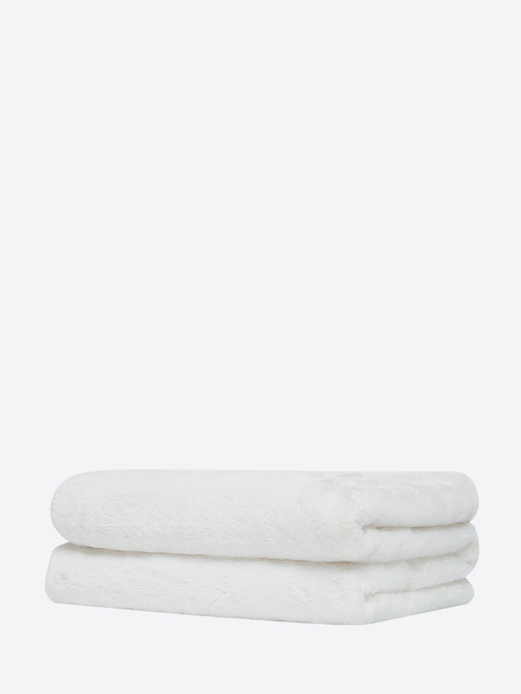 BRADY BLANKET IVORY 1