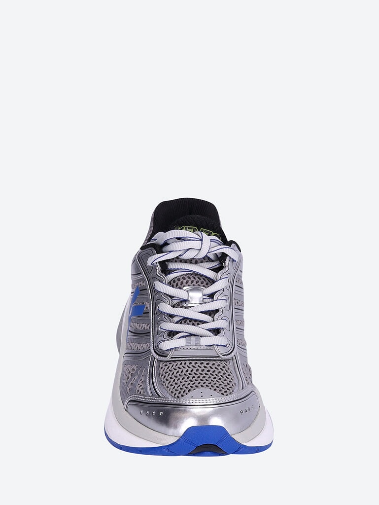 Low top tech runner sneakers 3