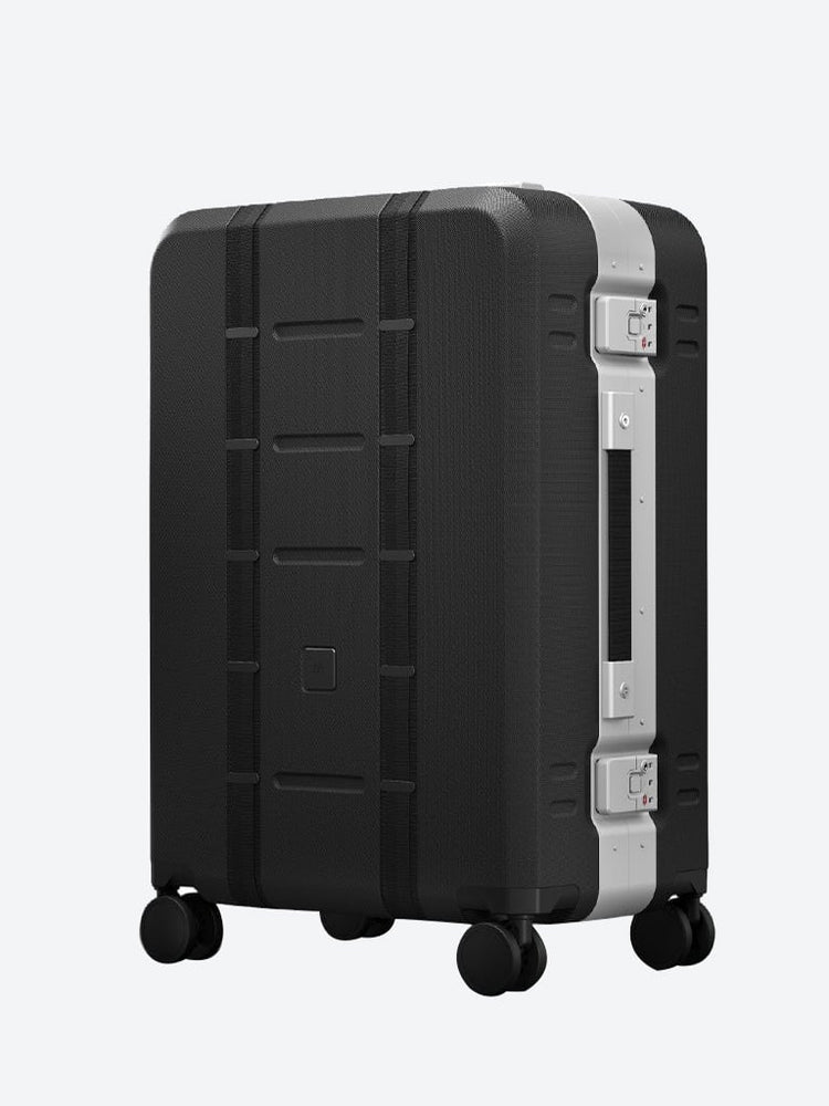 RAMVERK PRO CHECK-IN LUGGAGE MEDIUM SILVER 2