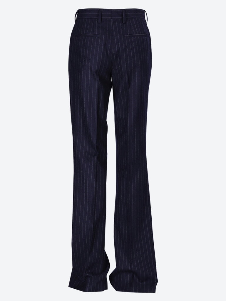 Pantalon légèrement évasé 3