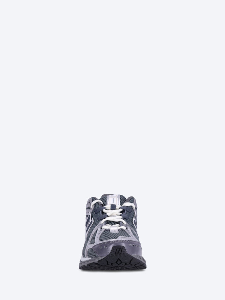 1906-Turnschuhe 3