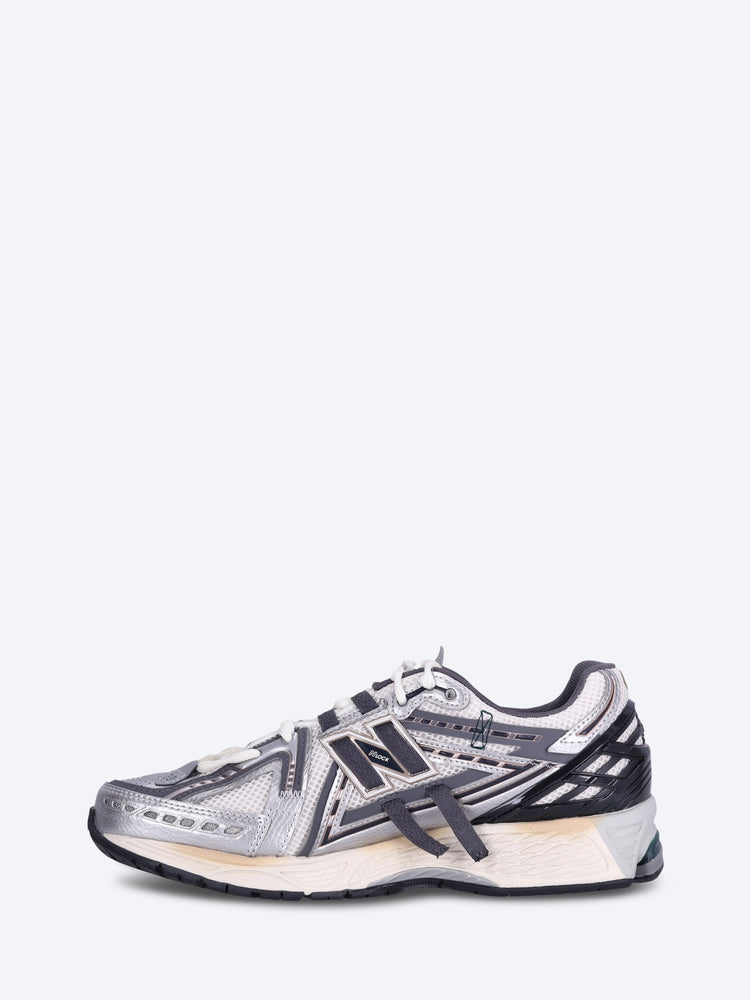 1906-Turnschuhe 4