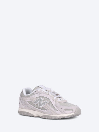 204l sneakers
