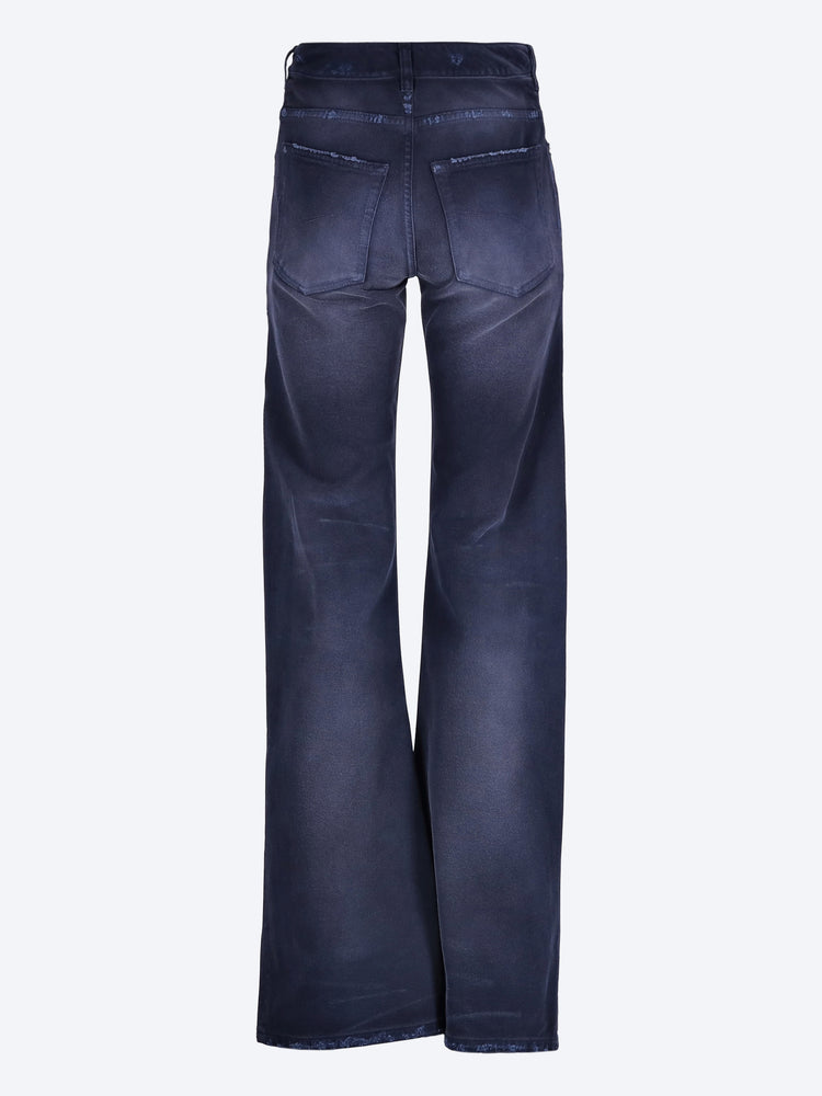Curved waist pants 3
