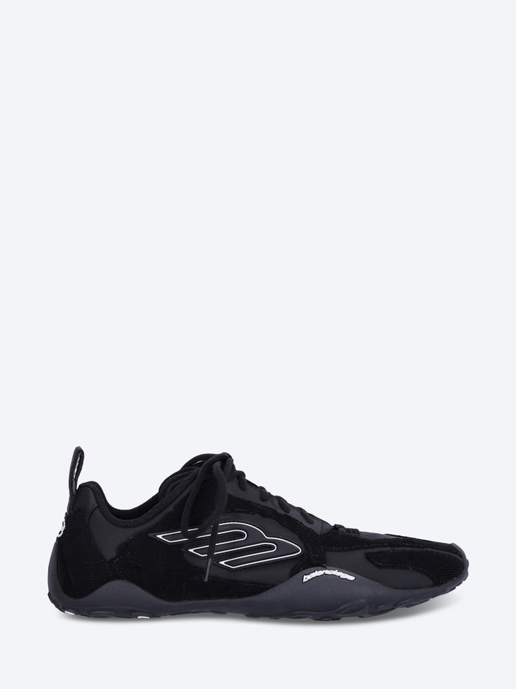 Monday Ultra-Sneaker 1