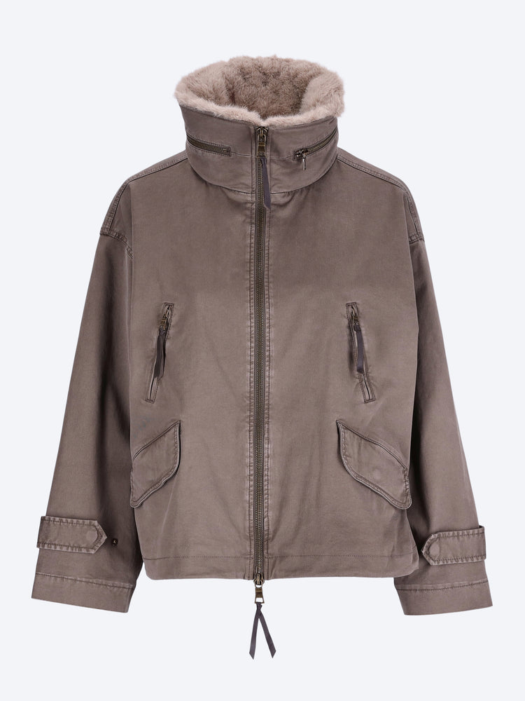 Tyra-Jacke 1