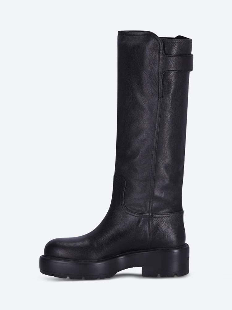 Bottes en cuir 4