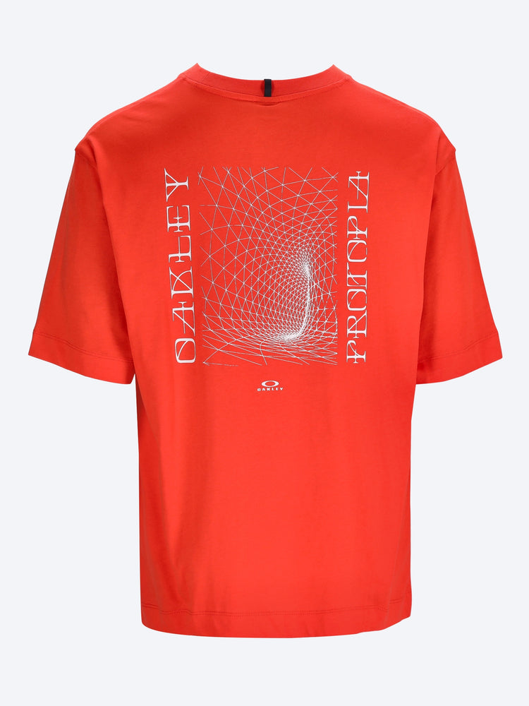 Reserve momento protopia t-shirt 2
