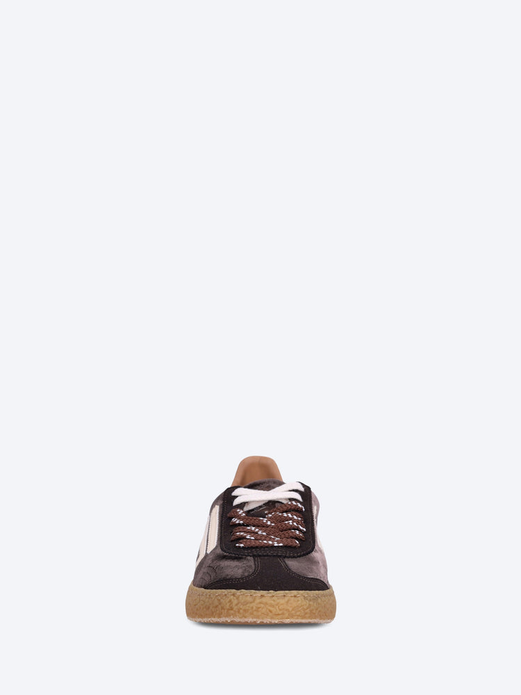 6.01 xs tiramisu sneakers 3
