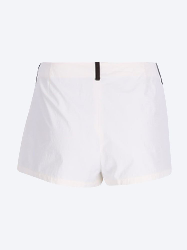 Short Masip 3