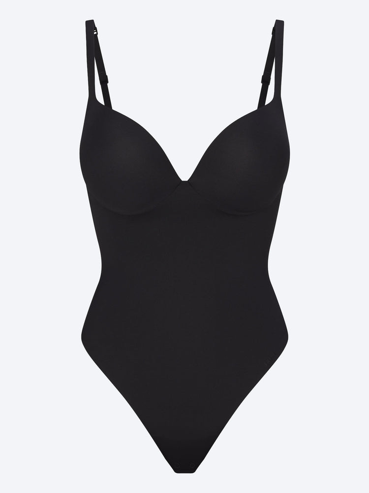 Skims ultimativer Body mit Tanga 1