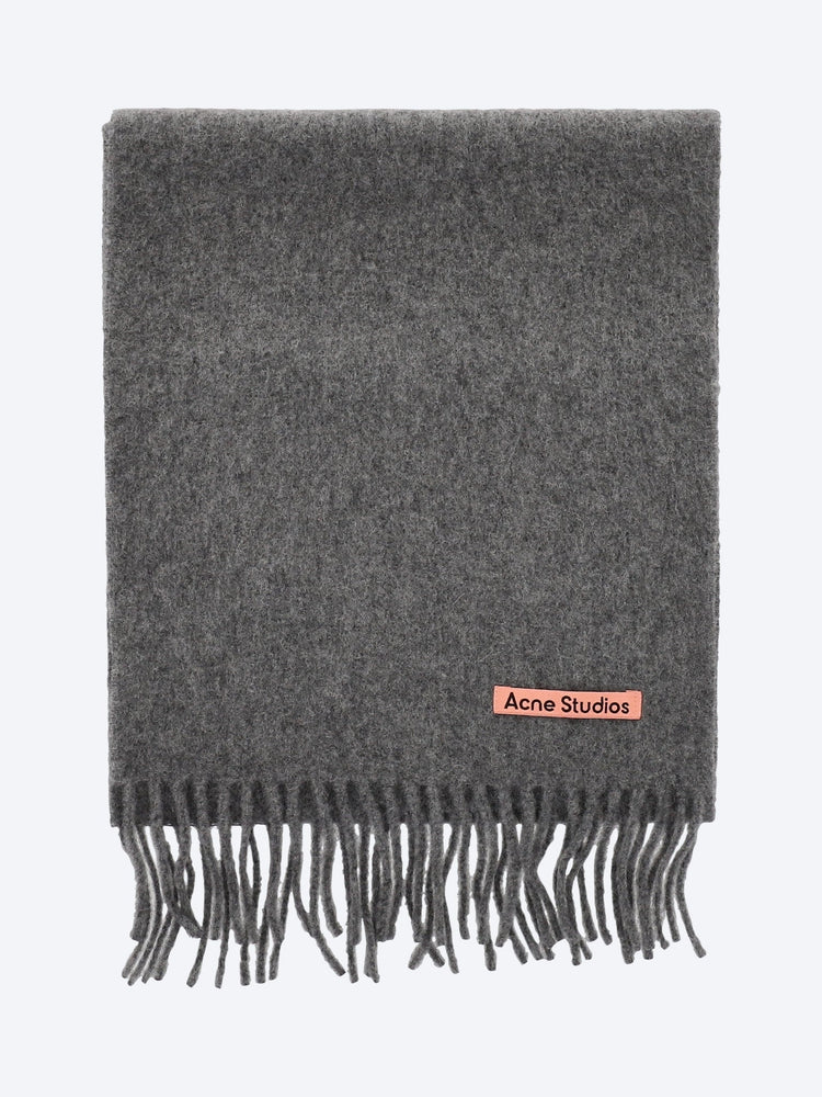 Acne heavy scarf 1
