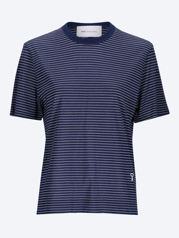 Gestreiftes T-Shirt mit klassischer Passform und Ami de Coeur-Patch mit kurzen Ärmeln