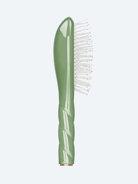 N.04 THE MIRACLE BABY BRUSH ALMOND GREEN