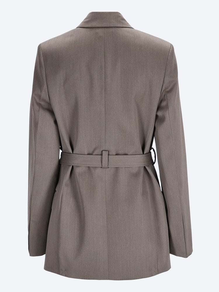 Veste tailleur ceinturée 3