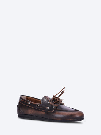 Mocassin bateau en cuir brossé