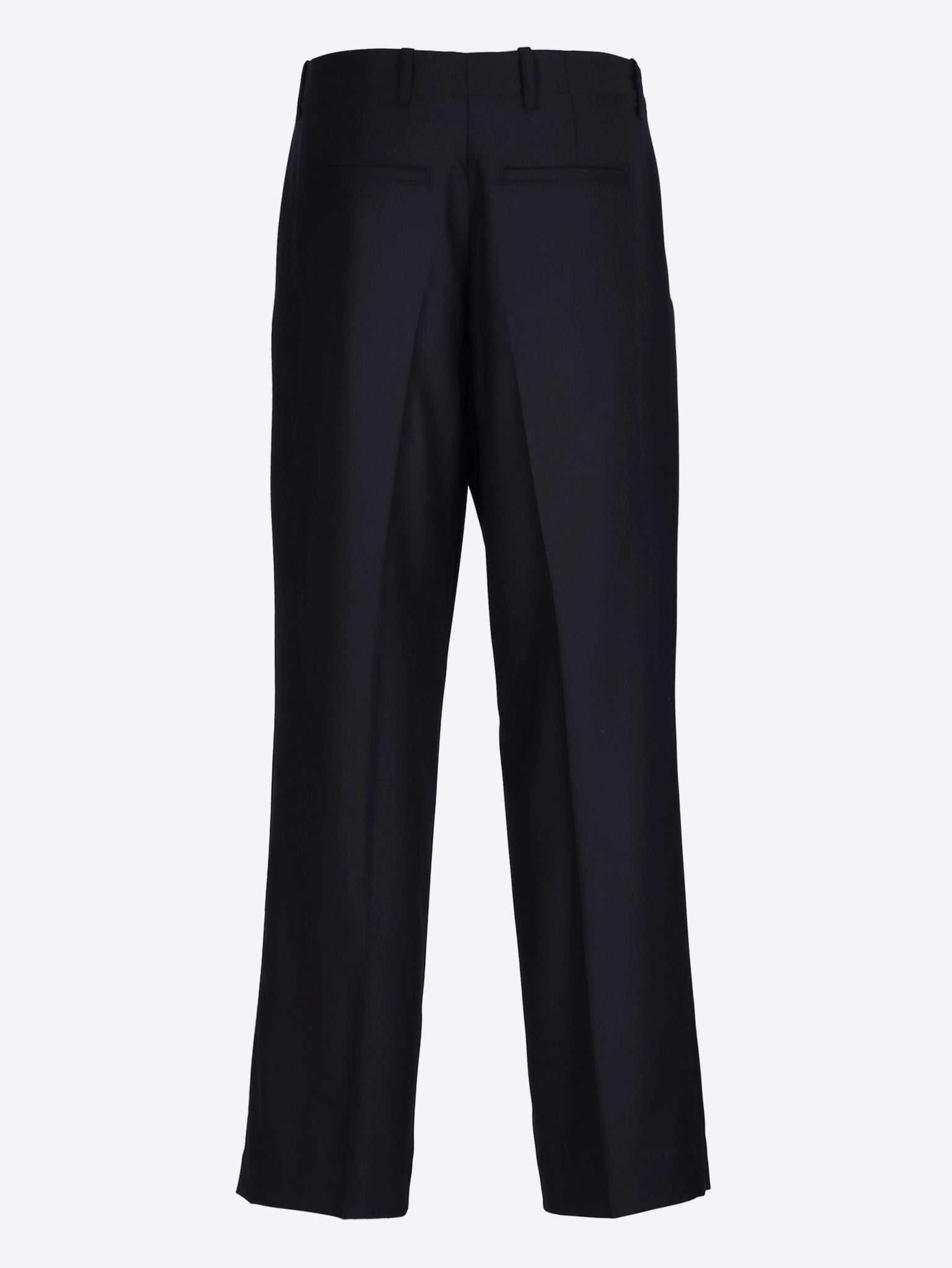 Borrowed chino pants 3