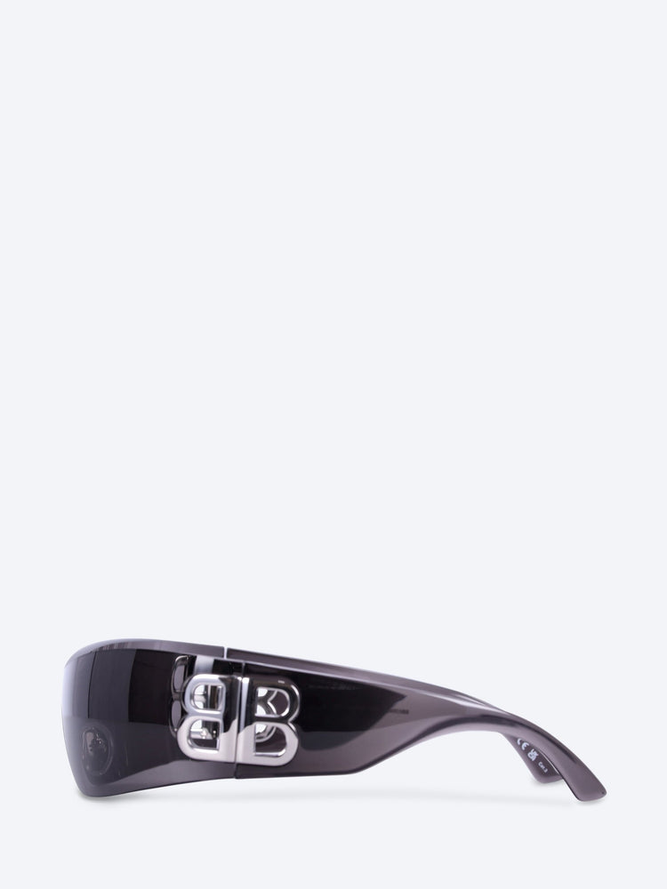 Lunettes de soleil injectées de masque autoritaire 3