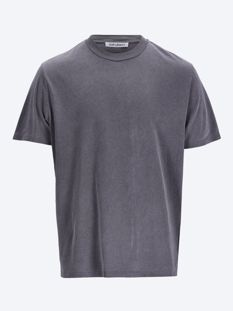 Box t-shirt 1