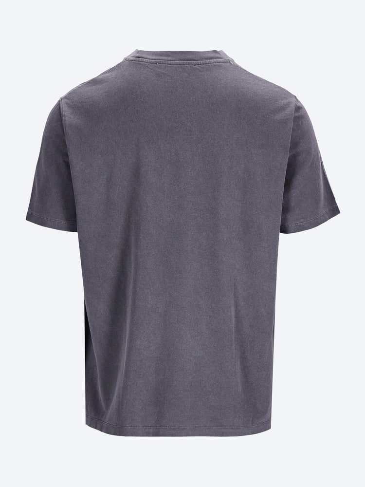 Box t-shirt 2