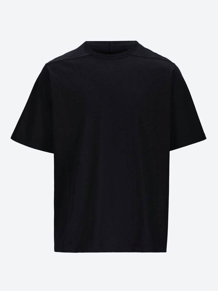Brad t-shirt 1