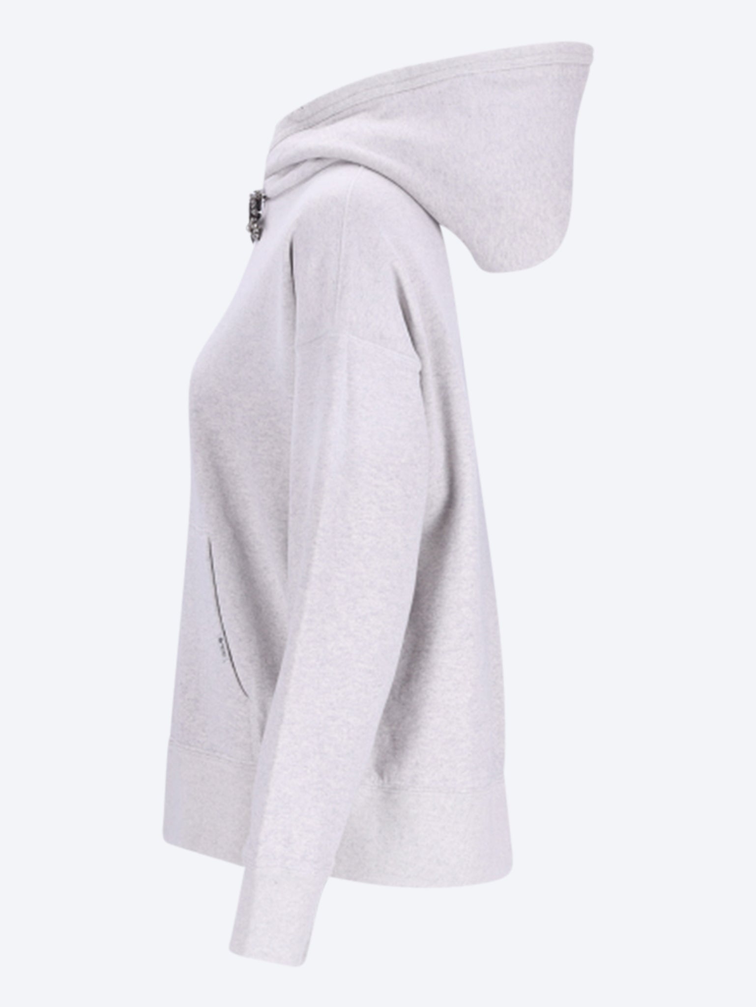 Kapuzenpullover mit Brosche 2